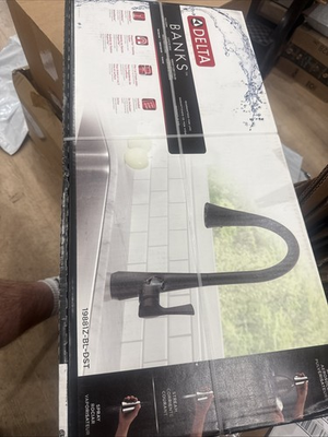 #ad Delta Faucet Banks 19881Z BL DST Spray Head Kitchen Sink Faucet Matte Black $134.99