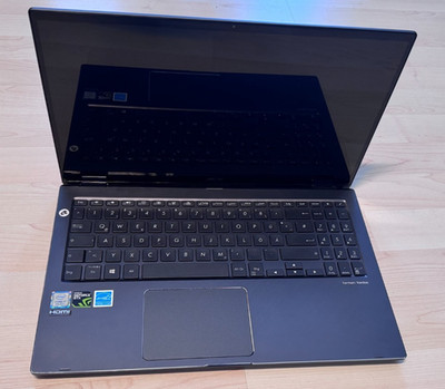 ASUS ZenBook Flip 15 UX562FD   i7 / 16GB RAM / GTX 1050 / Touch   Convertible