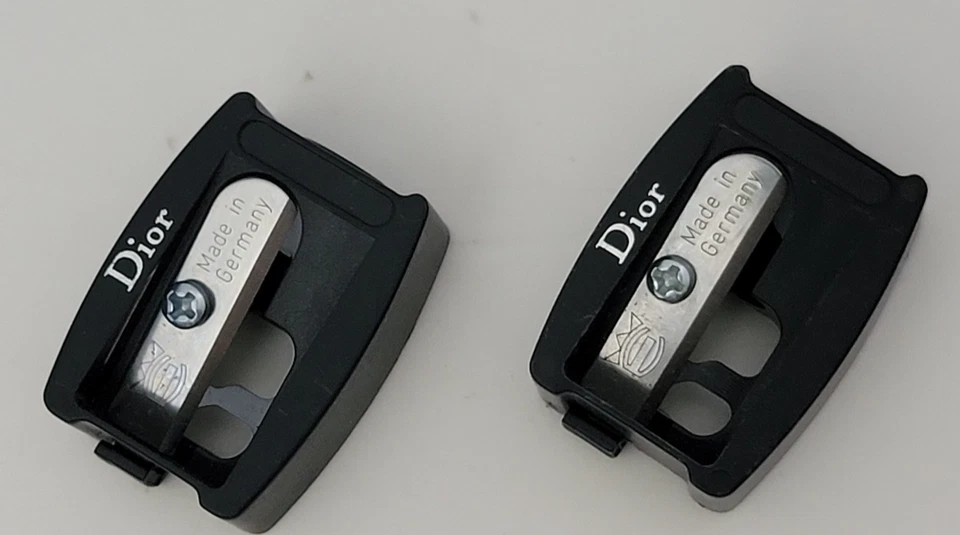 Точилка для карандашей Dior пластиковая для макияжа подлинная (упаковка из 2 точилок) - Изображение 4 из 4