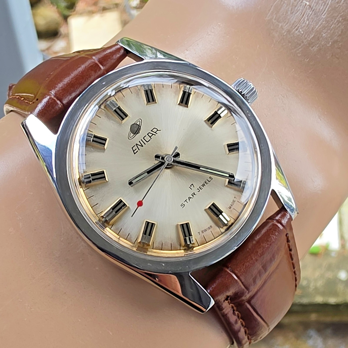 Vintage ENICAR Ocean Pearl men's manual wind watch AR-160 swiss