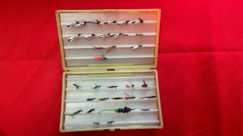 House Of Hardy Fly Fishing Box Alnwick England. Contents 34 Trout Salmon Flies - Image 3 of 4