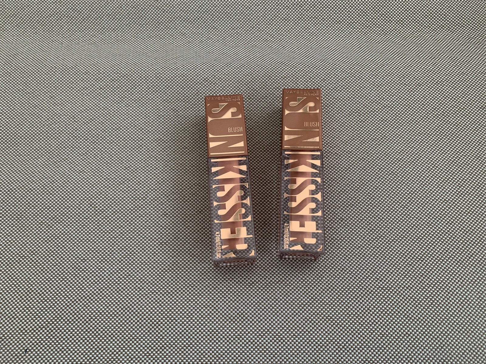 Maybelline New York, SUNKISSER, Multi-Purpose Illuminating Liquid Blush, Blush, Highlighter and Bronzer, Healthy Glow, Tanned Complexion, Glowy Makeup, Shade: Downtown Rush - 4.7 ml - Image 5