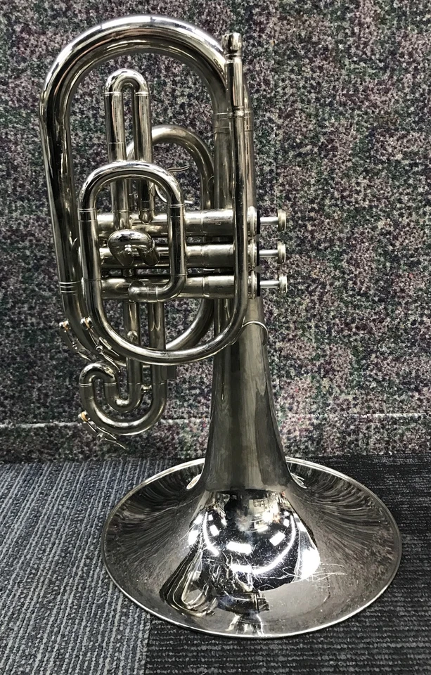 Schiller East 1884 Frankfurt Alemania - Mellofón plateado con estuche Foto 3 de 4