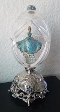 Disney Musical Sparkling Cinderella Crystal Egg by Ardleigh Elliott