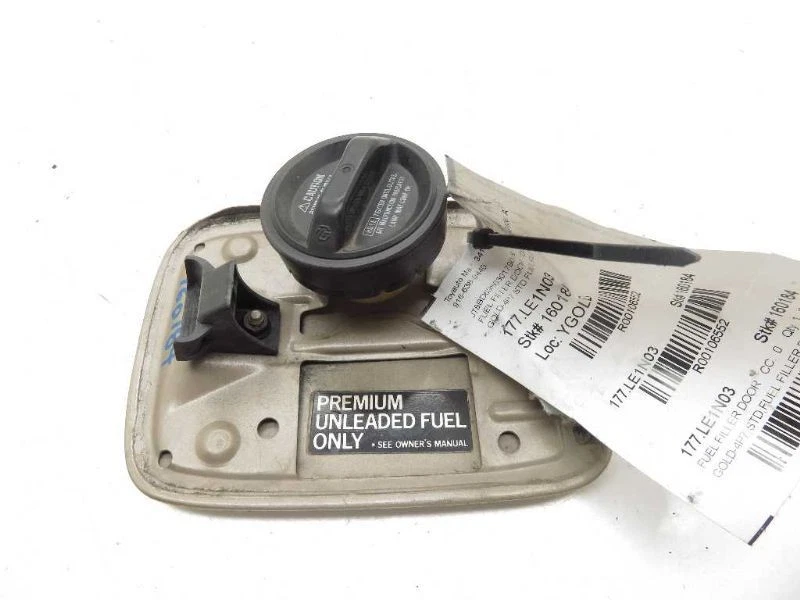 98 99 00 01 02 03 04 05 Lexus GS300 puerta de llenado de combustible dorado 4P7 Foto 3 de 4