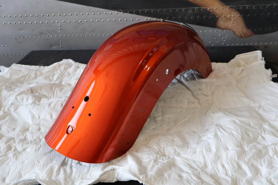 Guardabarros trasero Harley-Davidson FLTRXSE CVO ROAD GLIDE 59500274EGX nuevo fabricante de equipos originales 2018 Foto 3 de 4