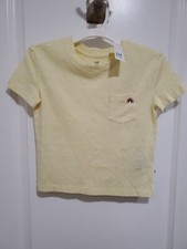 Gap Kids Girl's Short Sleeves Yellow Tshirts with Embroid Rainbow Size S 6-7