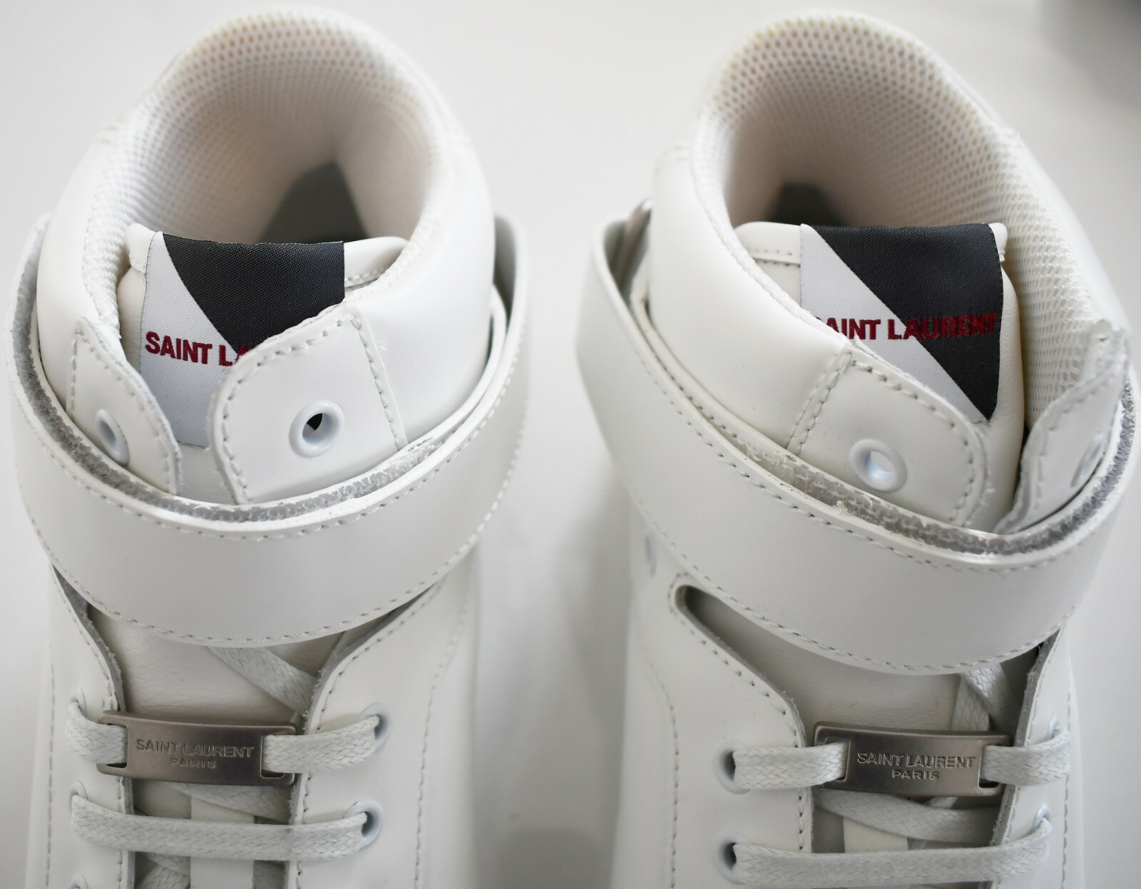 Sneakers nuove SAINT LAURENT Paris ANTIBE 05 in pelle bianca MID TOP da EUR 49 US 16