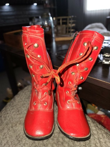 VINTAGE RED GIRLS SZ 8 RED ZIPPER LACE 