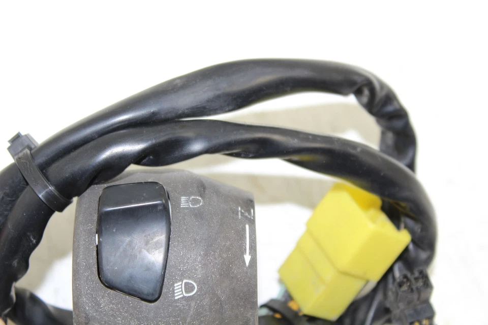 00-02 Interruptor Señales Bocina Mango Clip Izquierdo Suzuki Sv650 37400-26e31 Foto 4 de 4