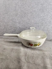 VTG Corning Ware P-81-B Round Sauce Pan With Spout Handle Clear Glass Lid 1 Pint
