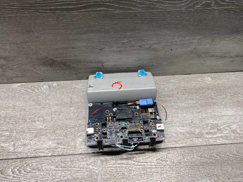 OEM TOYOTA HIGHLANDER 2008-13 CONSOLA DELANTERA PANEL DE LUZ DOMO Foto 4 de 4