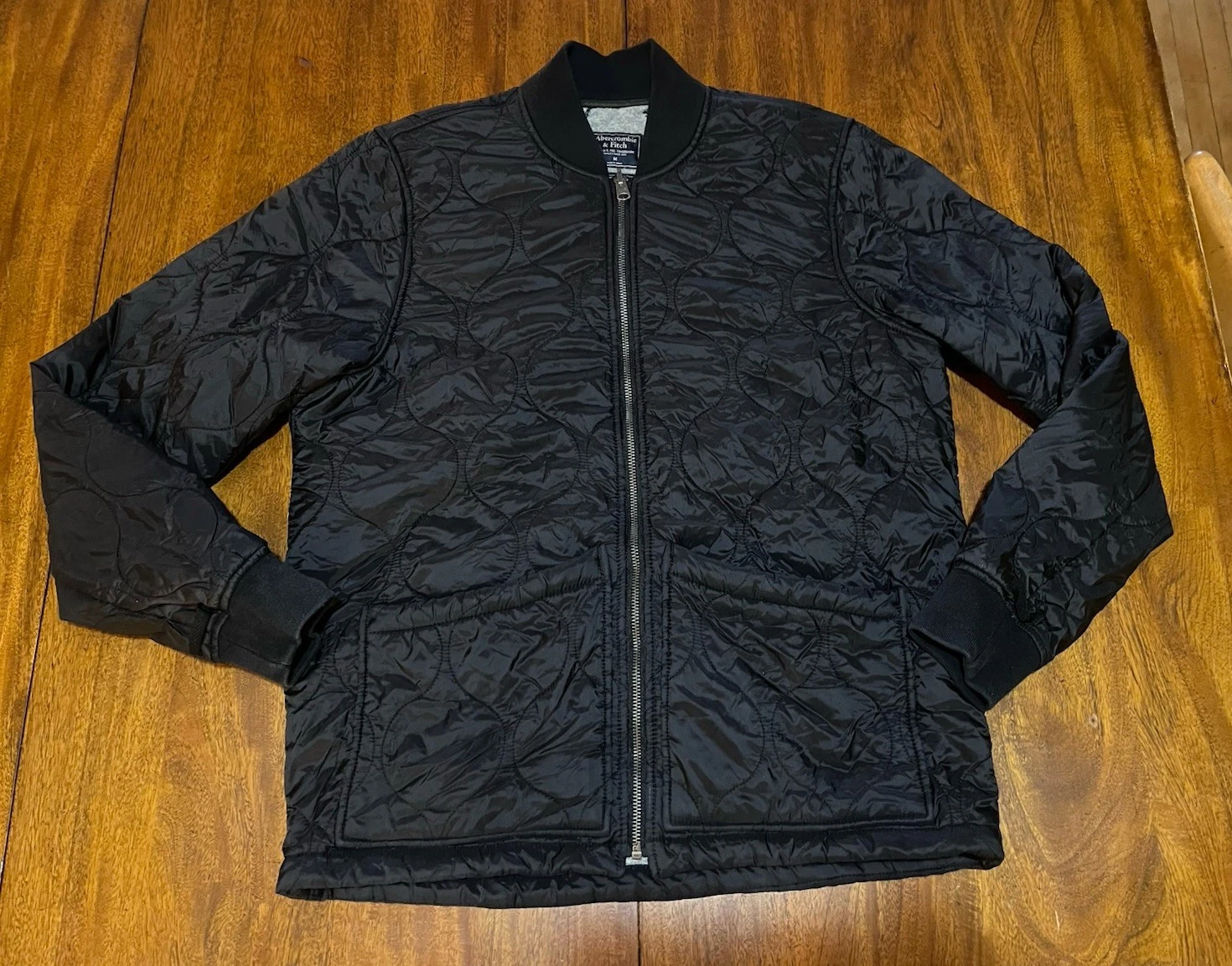 Abercrombie Men’s Quilted Black Flight Bomber Jacket Men’s Sz M Insulated