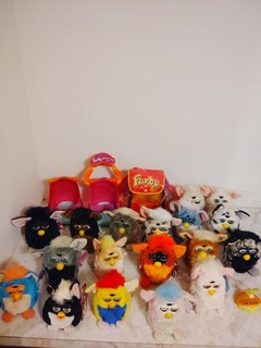 Lot Of 18 1998 Furbys Tiger Electronics Furby Untested