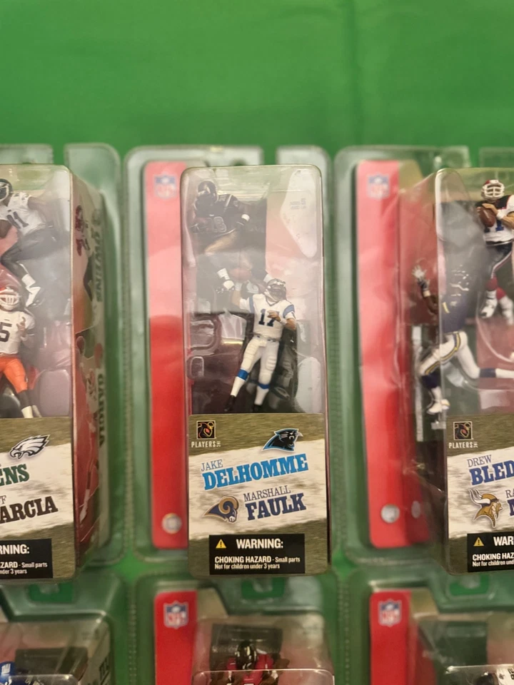 Lote de 6 figuras Mcfarlane NFL Randy Moss Ray Lewis Mike Vick Foto 3 de 4