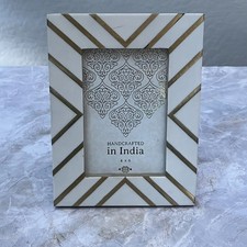 White  Gold Picture Frame Fits 4 x 6 Photos Handcrafted In India