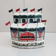 Hawthorne Village 2003 Christmas Cubs  "Wrigley Field" With Cord & Pendant Flags