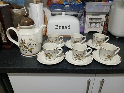 VINTAGE LAMBETHWARE ROYAL DOULTON WILD CHERRY 13-TEILIGES TEE-/KAFFEESERVICE LS1038