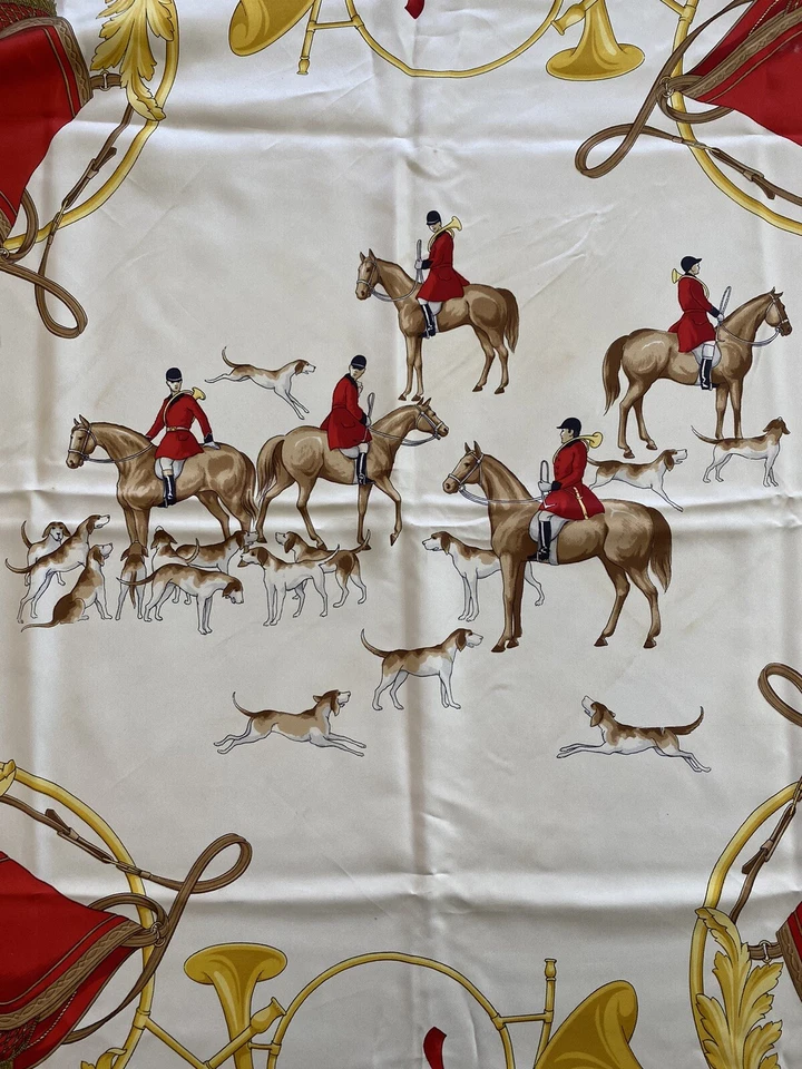 Auténtica bufanda de seda Celine Paris diseño plisado rojo blanco, caballo dorado, Francia Foto 3 de 4