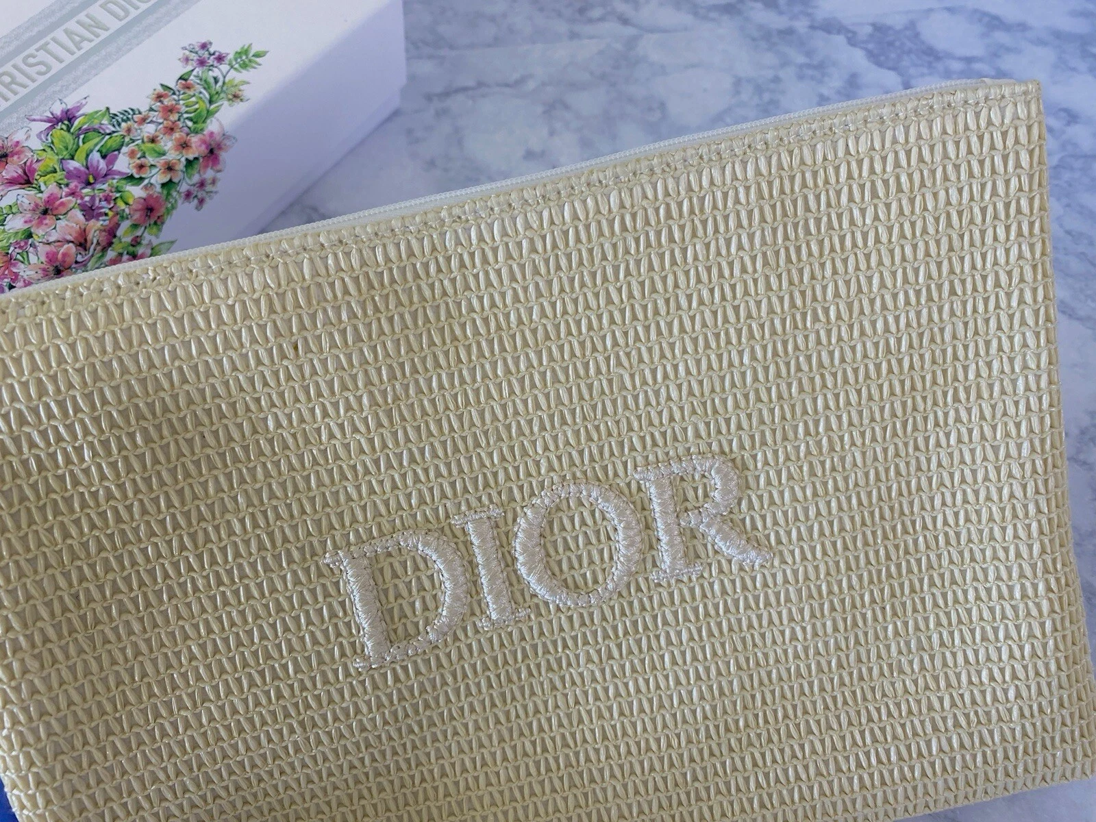 Sac Raffia authentique Christian DIOR FLAMBANT NEUF avec fermeture éclair