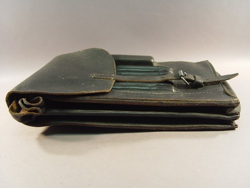 143560: Wehrmacht Heer Kartentasche, schwarzes Leder, Hersteller: bml / 43, 1943 - Bild 14 von 14