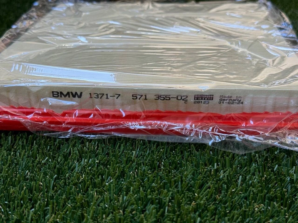 全新 适用于宝马 E70 E71 F01 F02 F07 F15 X5 F16 X6 F25 X3 F26 空气过滤器 13717571355 — 第 2/4 张图片