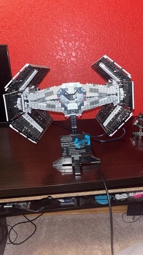 LEGO Star Wars: UCS Vader's Tie Advanced (10175) - Used