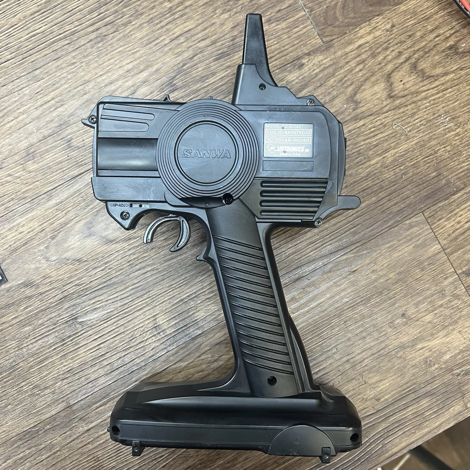 SANWA mx3fhss Transmitter Only Powers on As Is Untested. - Image 2 of 4