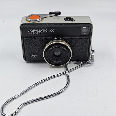 Agfa Agfamatic 100 Kompaktkamera 35 mm Vintage Schwarz - Ungetestet, Handriemen