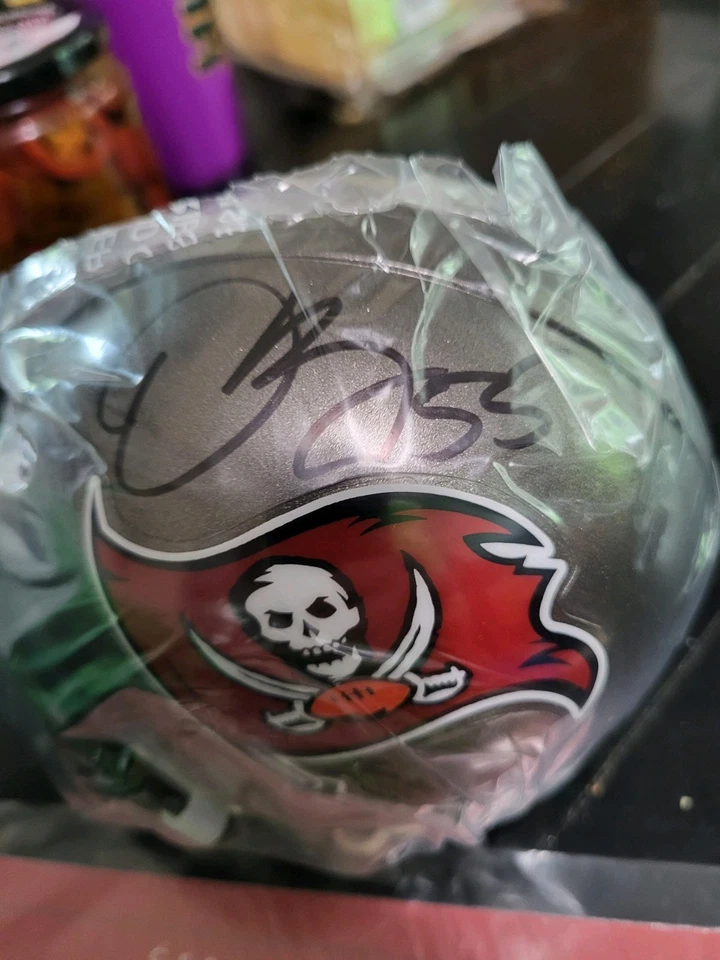 DERRICK BROOKS SIGNED TAMPA BAY BUCCANEERS MINI HELMET PSA COA - Image 2 of 2