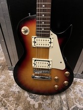 Electric guitar - Hardly Used - Great Condition - No Case