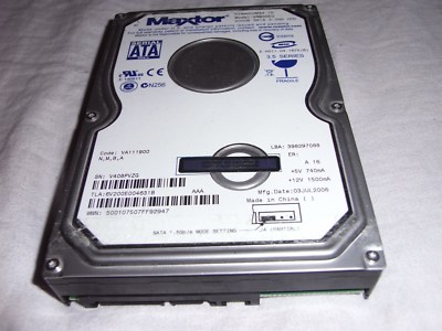 Maxtor 6V200E0 DiamondMax 10 3,5'' SATA Festplatte 200 GB PC Computer HDD Disk