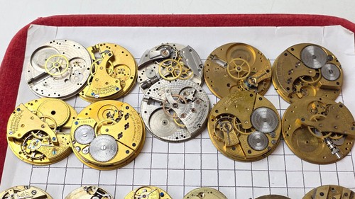 10 WALTHAM plus andere Taschenuhr „SCHROTT“ WERKE -ca.1,2kg - Bild 2 von 9