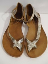 CYDWOQ Tomcat silver metallic crackled leather flat sandals size 36 WORN ONCE