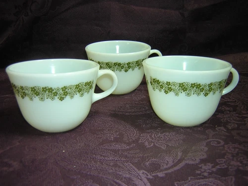 3 vintage pryex green crazy daisy milk glass coffee cups