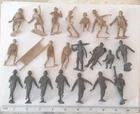 20 TOY SOLDIERS 2.5" LOUIS MARX 1963 TAN DARK GREY US GIs GERMANS WWll