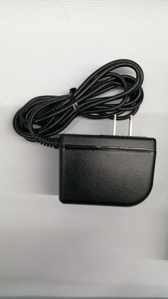 Adaptador procesador efectos transformador de voz Roland AIRA VT-3 con caja Foto 3 de 3