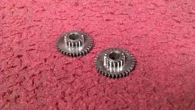 LIONEL 318E STD GAUGE ELECTRIC LOCOMOTIVE - INTERMEDIATE GEAR PAIR