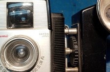 Kodak Brownie Starlet Camera w/ Supermite Flashholder Vintage USA 016591