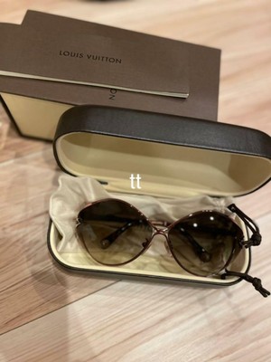 maroon lens sunglasses