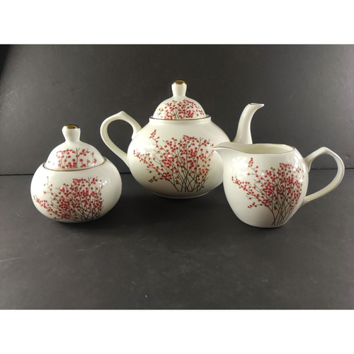 Nicole Miller Home Winterberry Tea Pot Set Creamer Sugar Bowl eBay