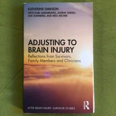Adjusting to Brain Injury: Reflections from Survivors,  - Paperback / softback N