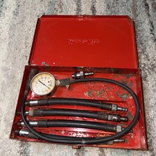 Snap-on Tools Compression Gauge 31918-1 Psi Diagnostic Tool Set