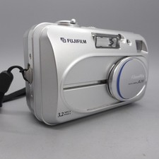 Fujifilm Digital Camera FinePix A210 3.2MP Silver Tested