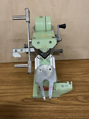 VINTAGE 3M MINNESOTA MINING MANUFACTURING CO. S-10 MAGIC BOW TYER (MAKER)