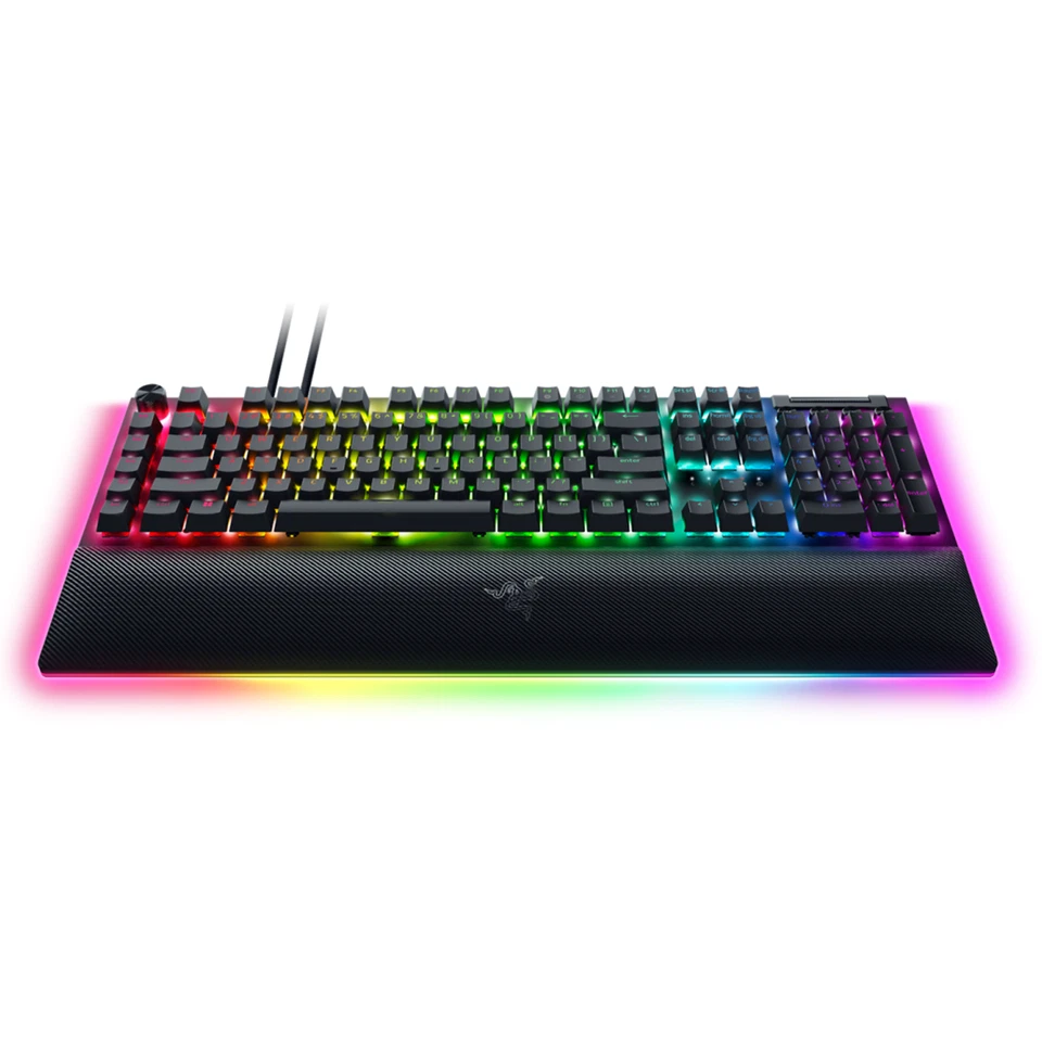 Razer BlackWidow V4 Pro - Mechanical Gaming Keyboard with Razer Chroma™ RGB - Image 2 of 4