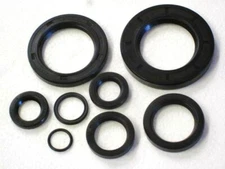 Triumph 500 engine oil seal kit T100 complete seals set  UK Made set