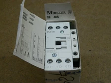 1x Eaton Moeller EATON DILM32-01 XTCE032C01 Contactor