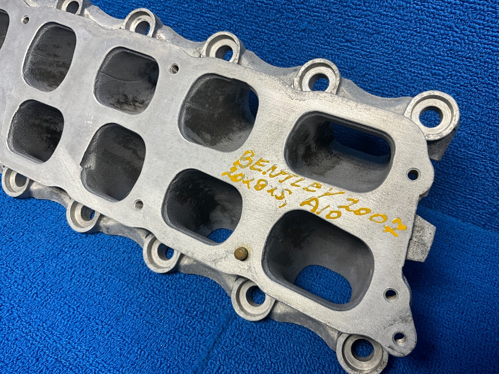 2005 - 2010 BENTLEY CONTINENTAL GTC ENGINE LOWER INTAKE MANIFOLD OEM