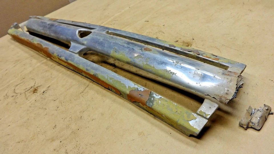 Ford Truck 1941 parrilla moldura central camioneta pickup original 3/4 1 tonelada 1,5 toneladas Foto 2 de 4